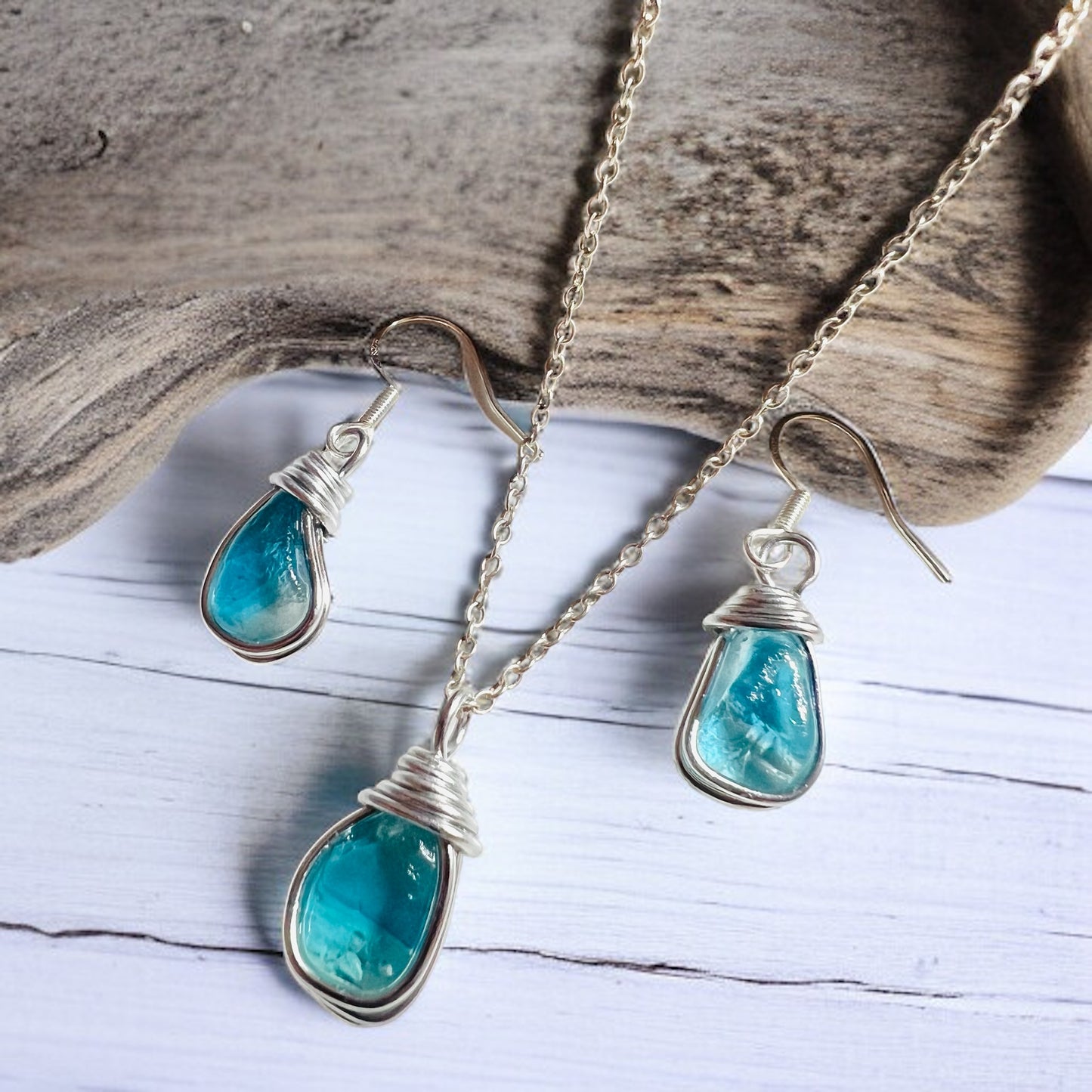Blue Seaham Sea Glass Jewellery Set loop