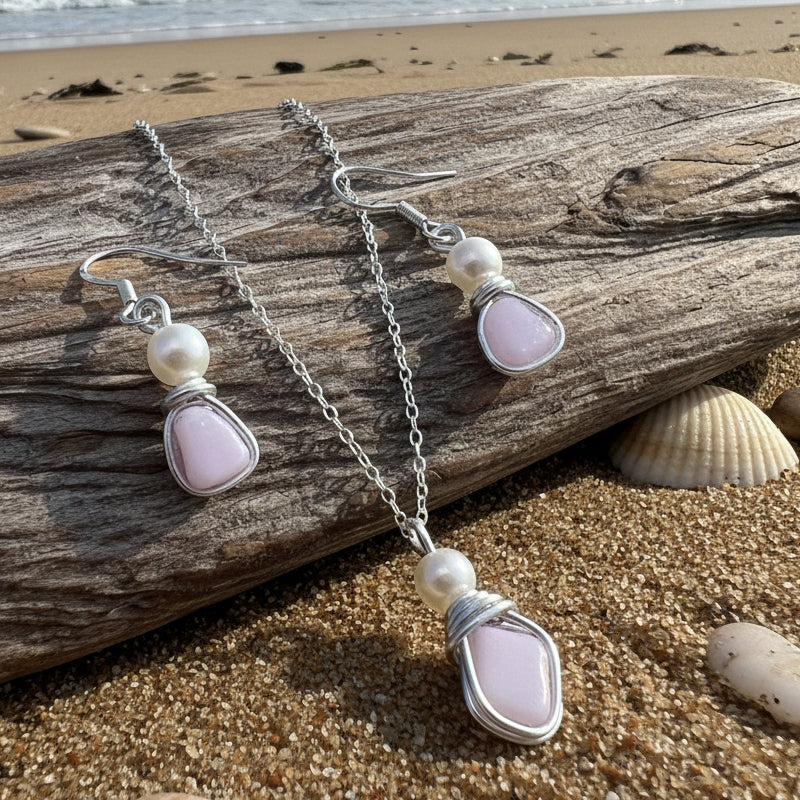 Pale Pink Milk Glass Jewellery Set