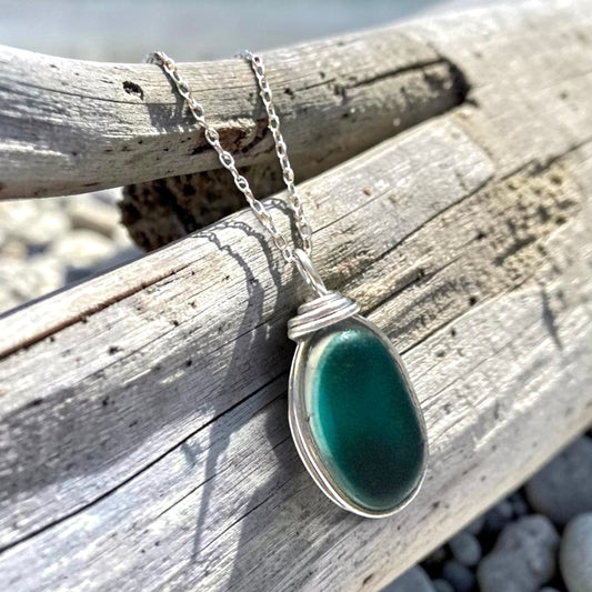 Lovely Turquoise Green Seaham Sea Glass Multi Pendant