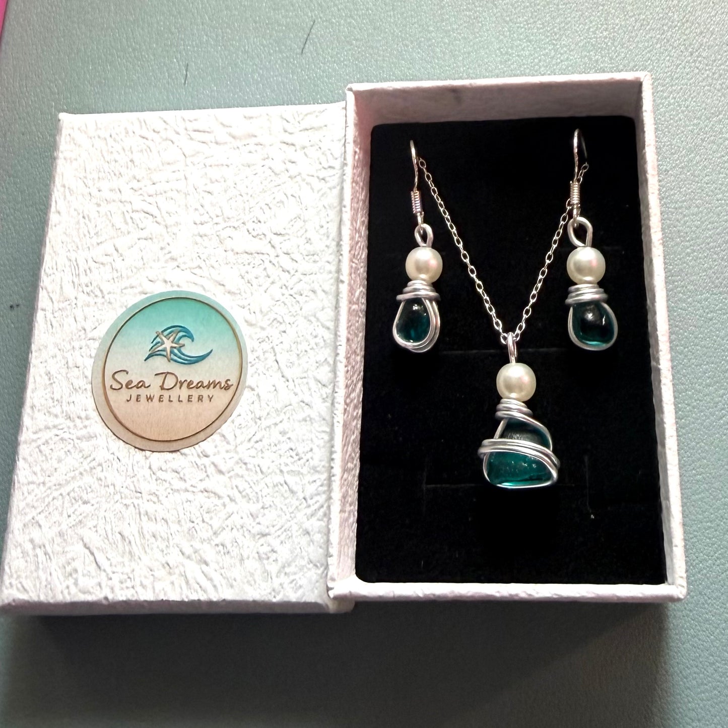 Turquoise Green Seaham Sea Glass Jewellery Set