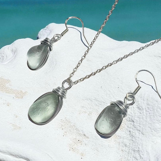 Seafoam Seaham Sea Glass Jewellery Set loop
